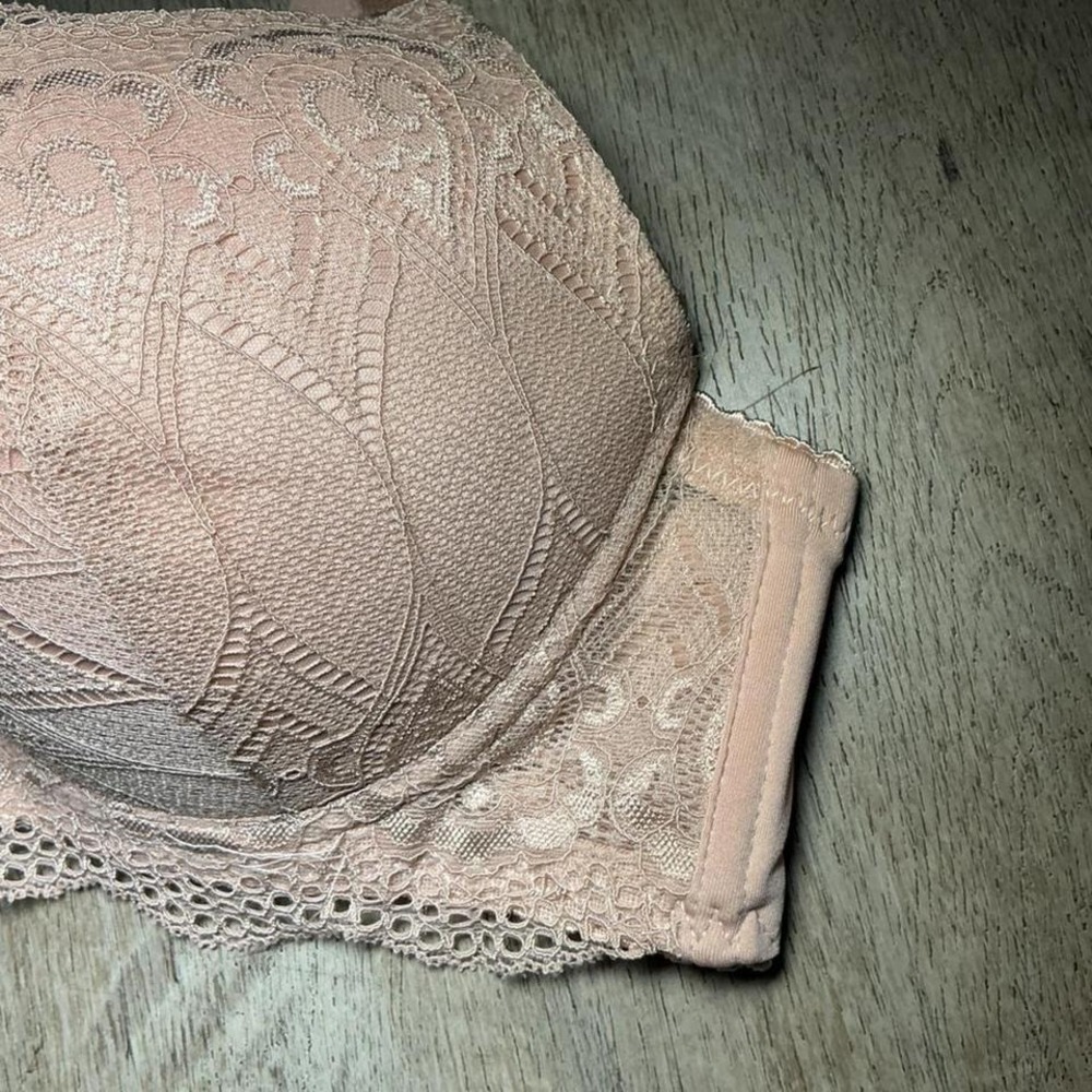 Pink Lace Balconette Padded Bra Size 38C Blush Adjustable Straps Underwire - Picture 3 of 6